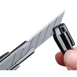 Cuttermesser 9mm mit Alu Griff